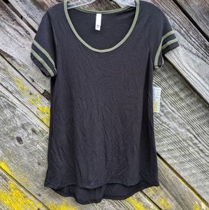 LulaRoe Classic T